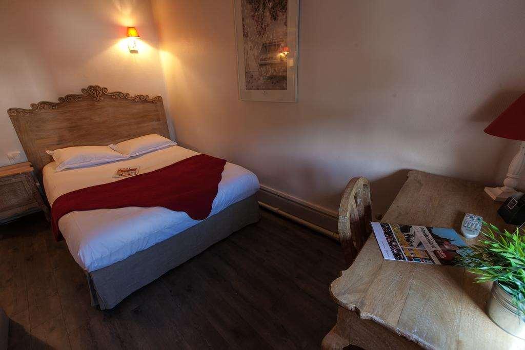 Brit Hotel Bristol Montbeliard Centre Pokoj fotografie